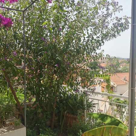 Apartman Tudor Kuzma Хвар Екстериор снимка