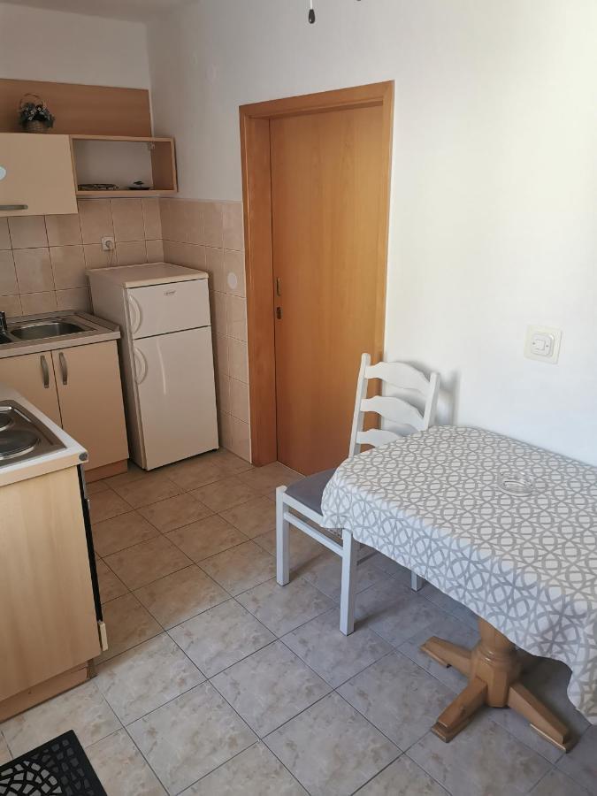 Apartman Tudor Kuzma Хвар Екстериор снимка
