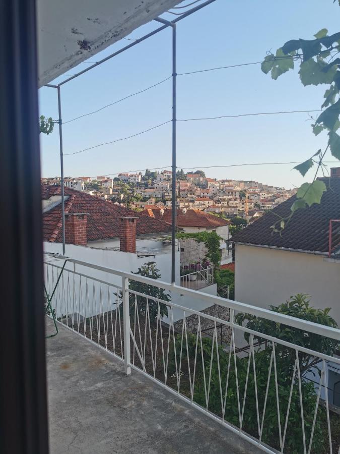 Apartman Tudor Kuzma Хвар Екстериор снимка