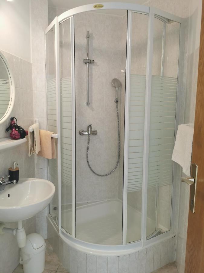 Apartman Tudor Kuzma Хвар Екстериор снимка